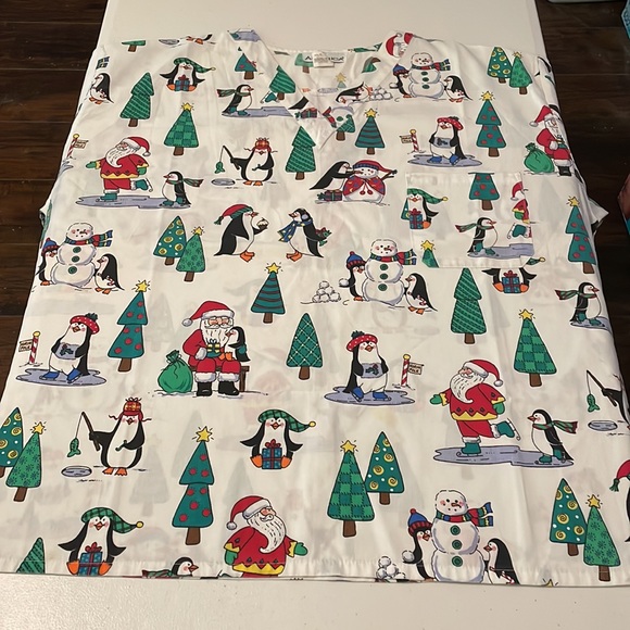 Angelica Christmas Scrub Top Extra Large - Picture 7 of 11